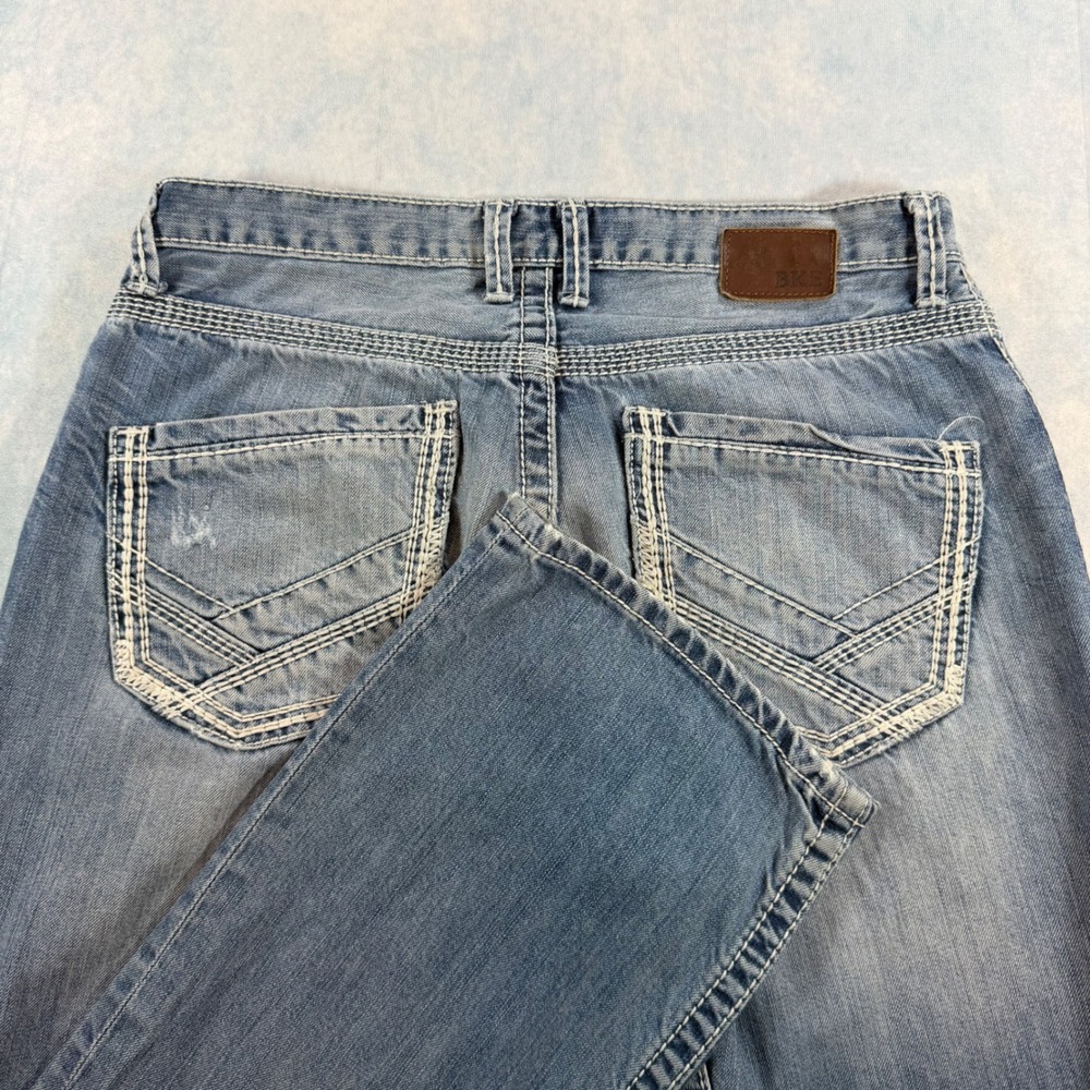 BKE Tyler Straight Jeans Mens 32S Light Blue Denim Thick Stitch Cotton